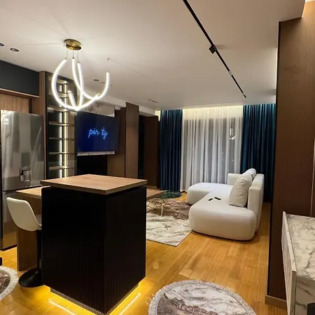 Emerald Luxury *