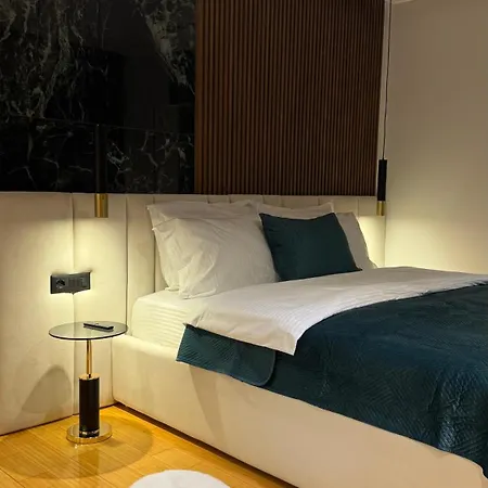 Апартаменты Stayinn Emerald *