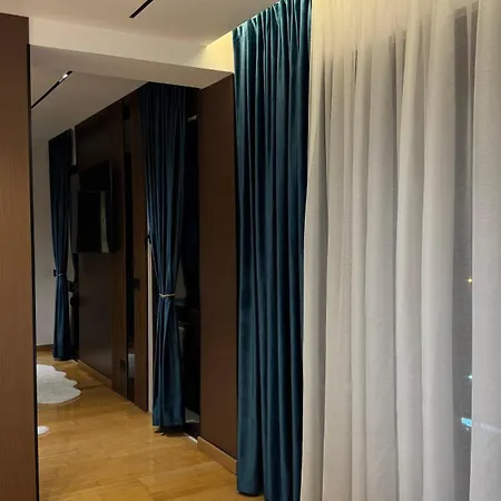 Апартаменты Stayinn Emerald