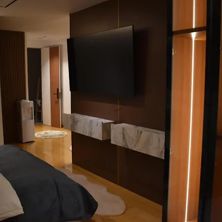 Apartment Emerald Luxury *