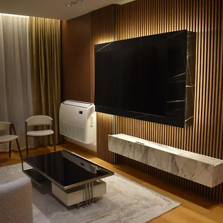 Emerald Luxury