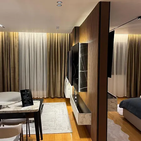 Stayinn Emerald Апартаменты