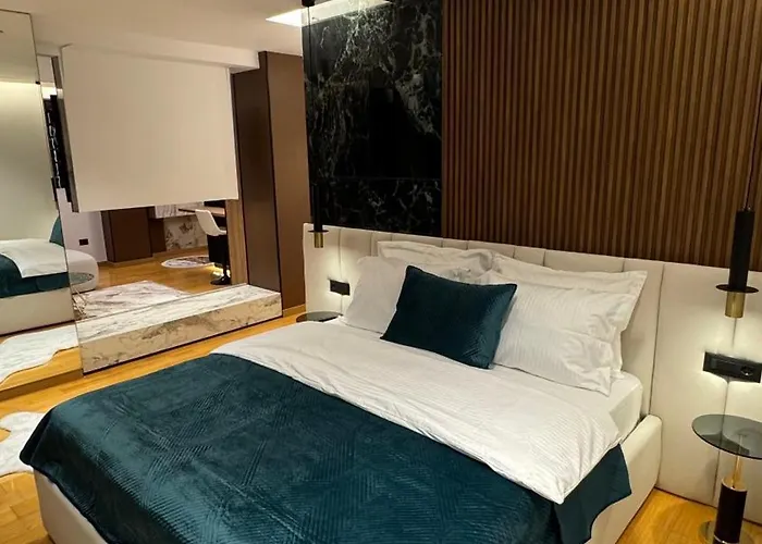 Апартаменты Stayinn Emerald