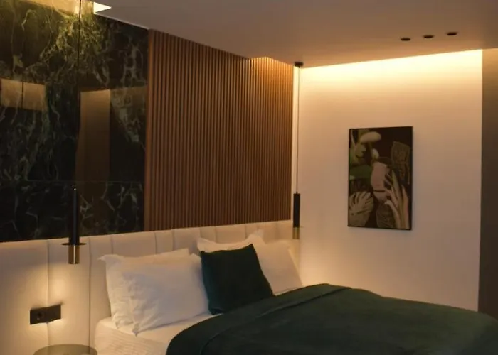 Апартаменты Stayinn Emerald